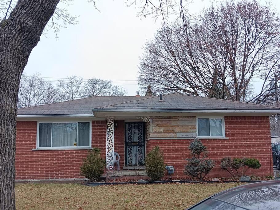 Nice Cozy Family-Sized Home In Quiet Neighborhood Oak Park Eksteriør billede
